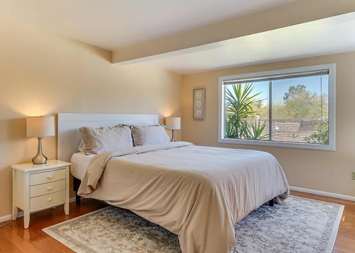 Near Catalina Hiking Trails: Mtn-view W/ Pool Holiday home *