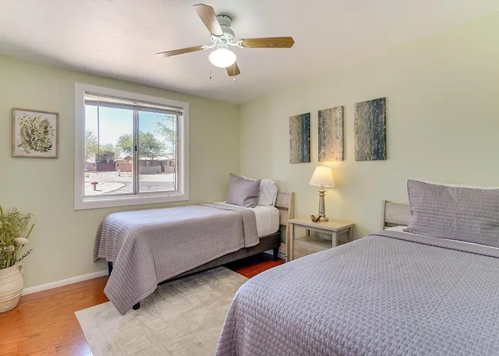 Holiday home Near Catalina Hiking Trails: Mtn-view W/ Pool