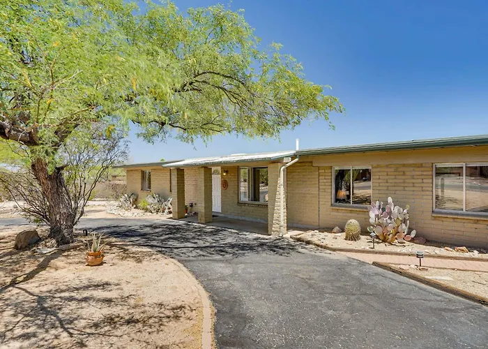 Near Catalina Hiking Trails: Mtn-view W/ Pool Holiday home *